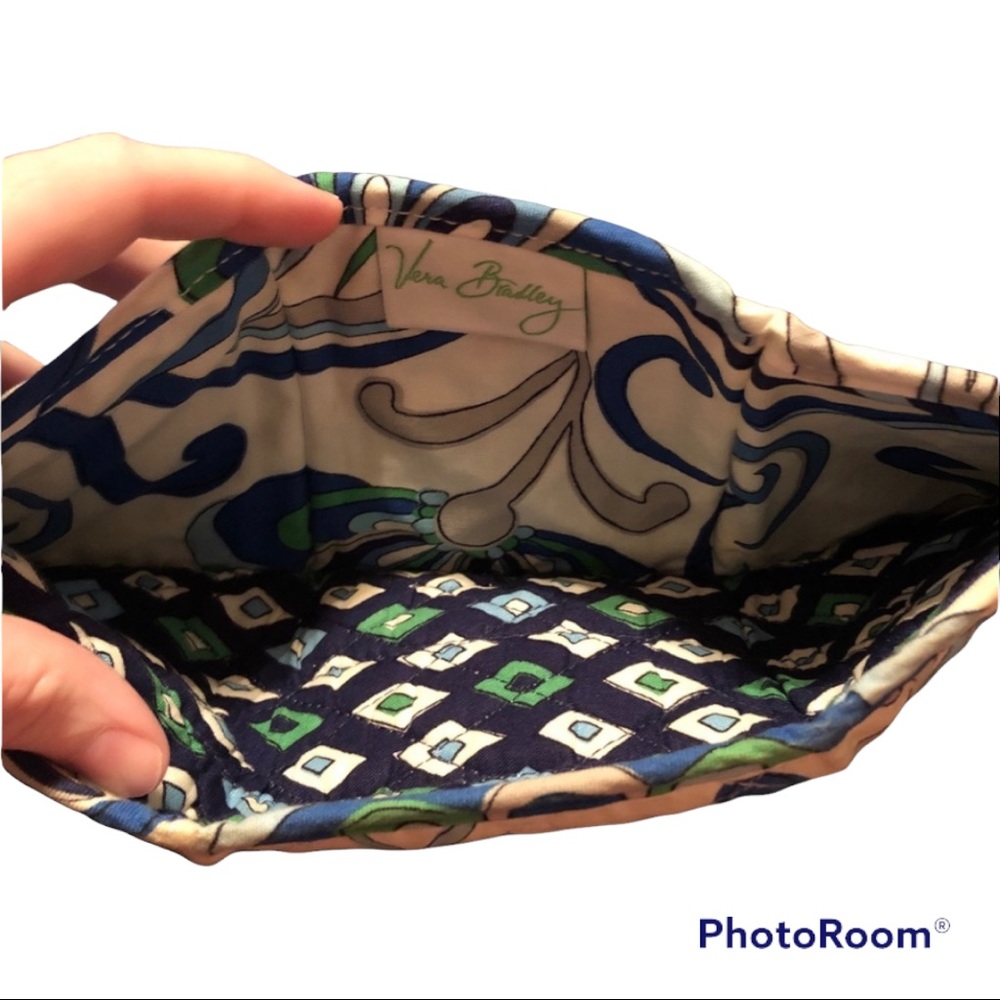 Vera Bradley Tri Fold Wallet - Picture 4 of 7